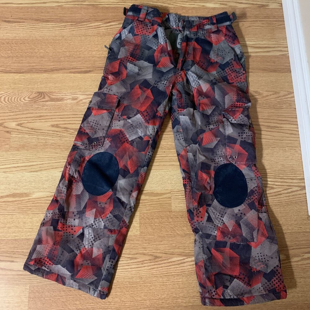 D2 Red Gray with Knee Patches Youth Size 12 Snow Pants Snowpants
